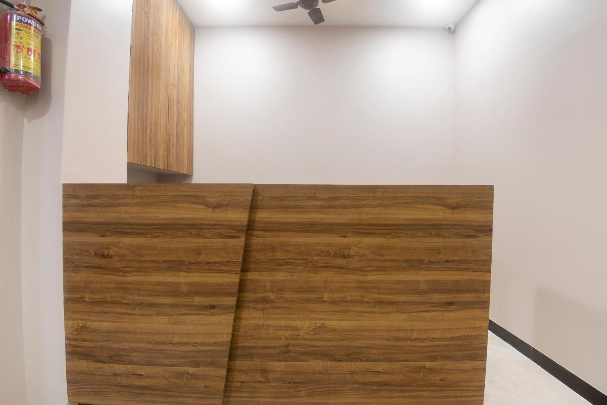 Hotel Blue Executive Near Chhatrapati Shivaji International Airport Bombay Esterno foto